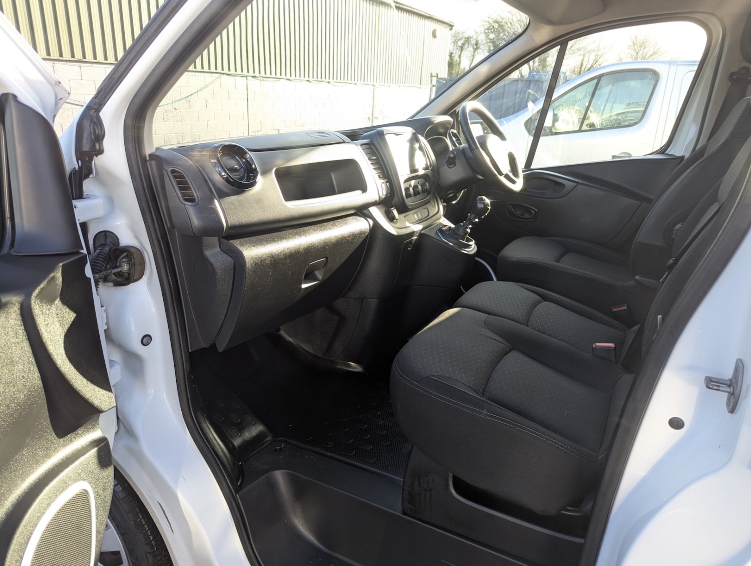Used Vauxhall Vivaro 2018 for sale - 77222904: Photo 19
