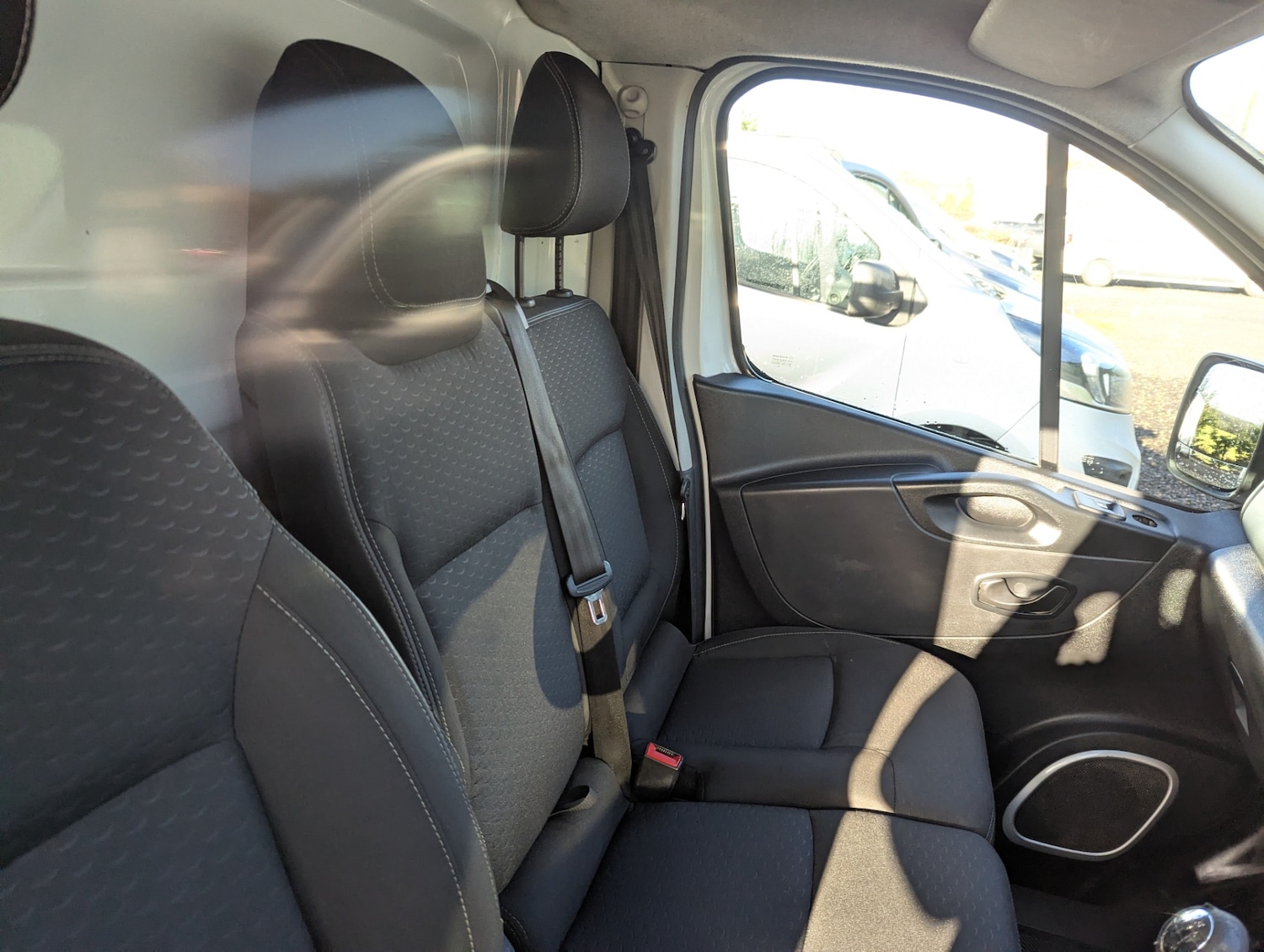 Used Vauxhall Vivaro 2018 for sale - 77222904: Photo 20