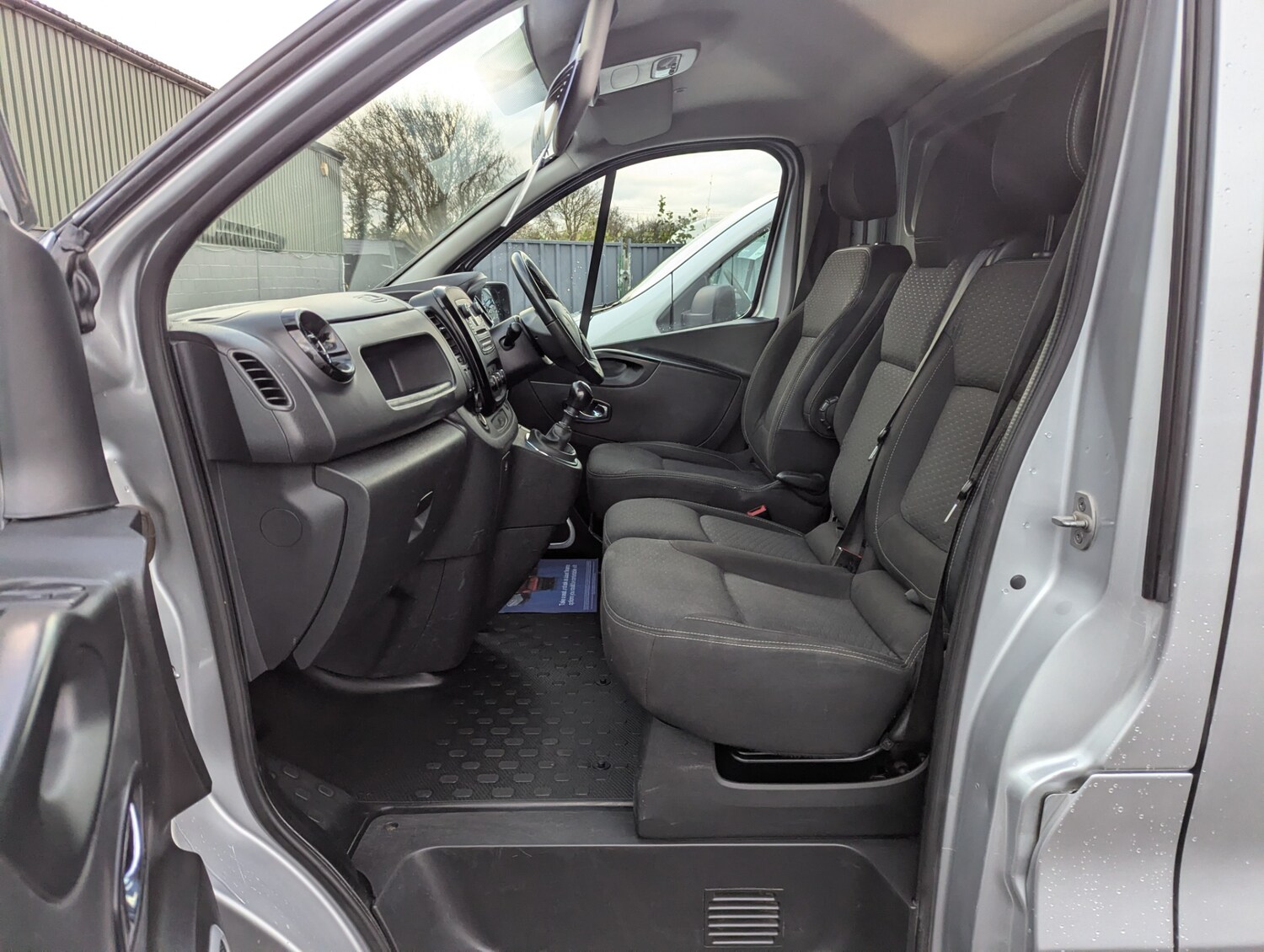 Used Vauxhall Vivaro 2018 for sale - 76626627: Photo 9