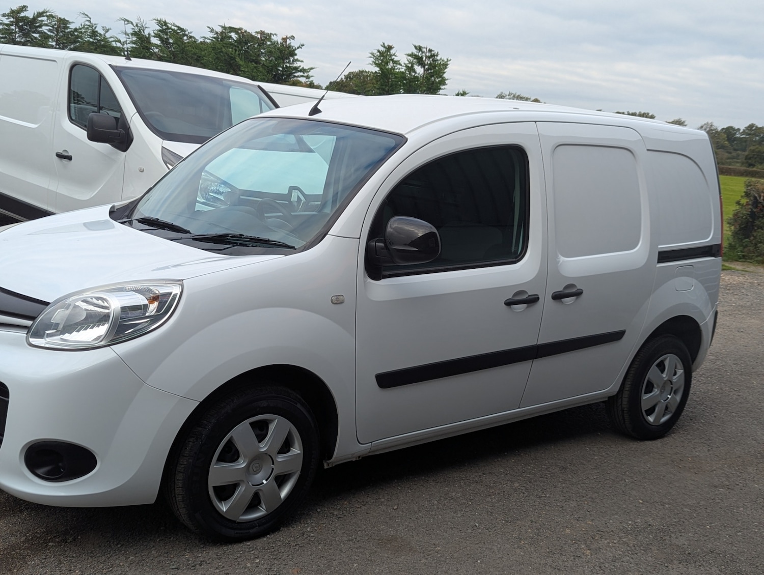 Used Renault Kangoo 2017 for sale - 76077559: Photo 16