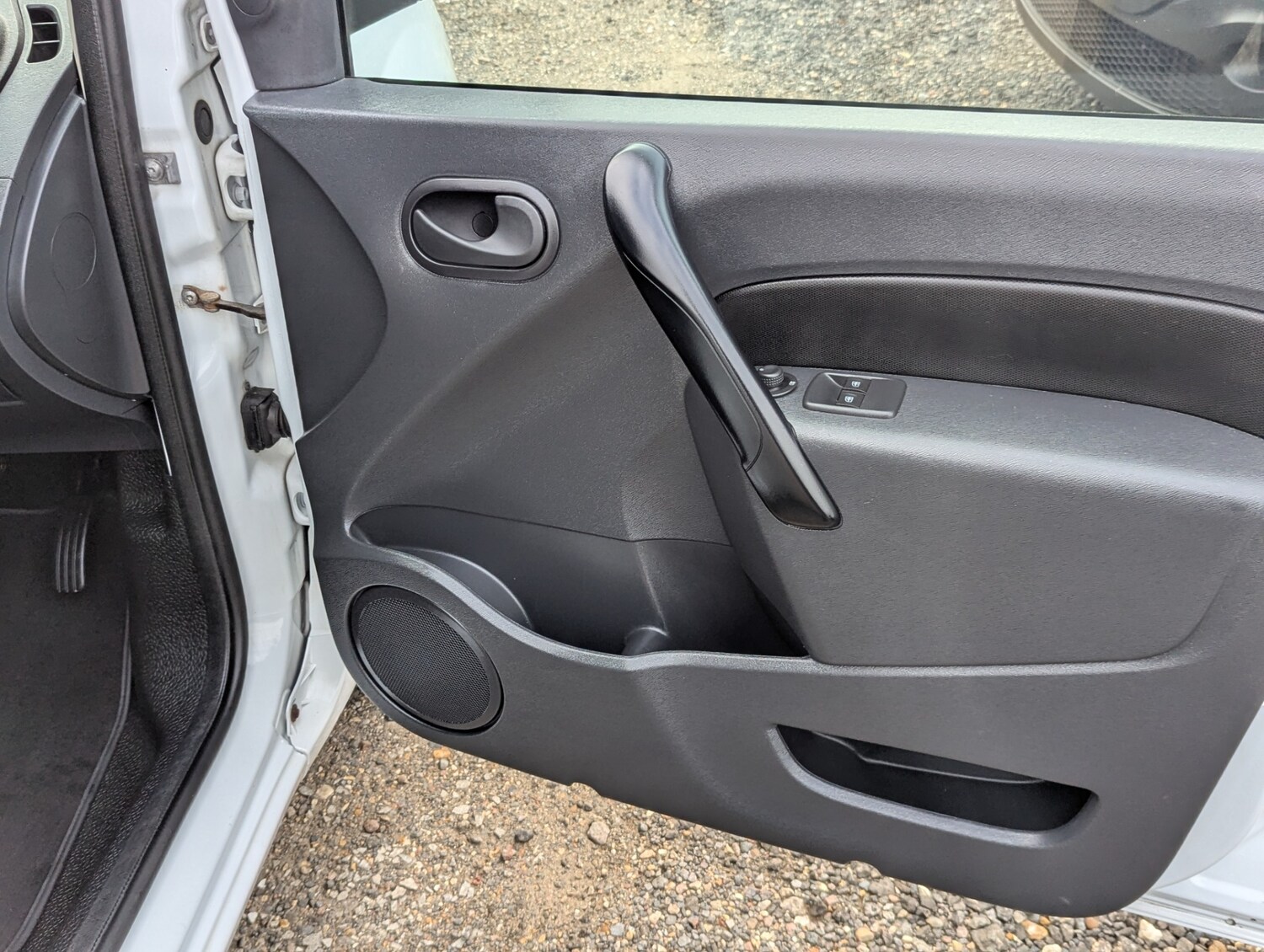 Used Renault Kangoo 2017 for sale - 76077559: Photo 23