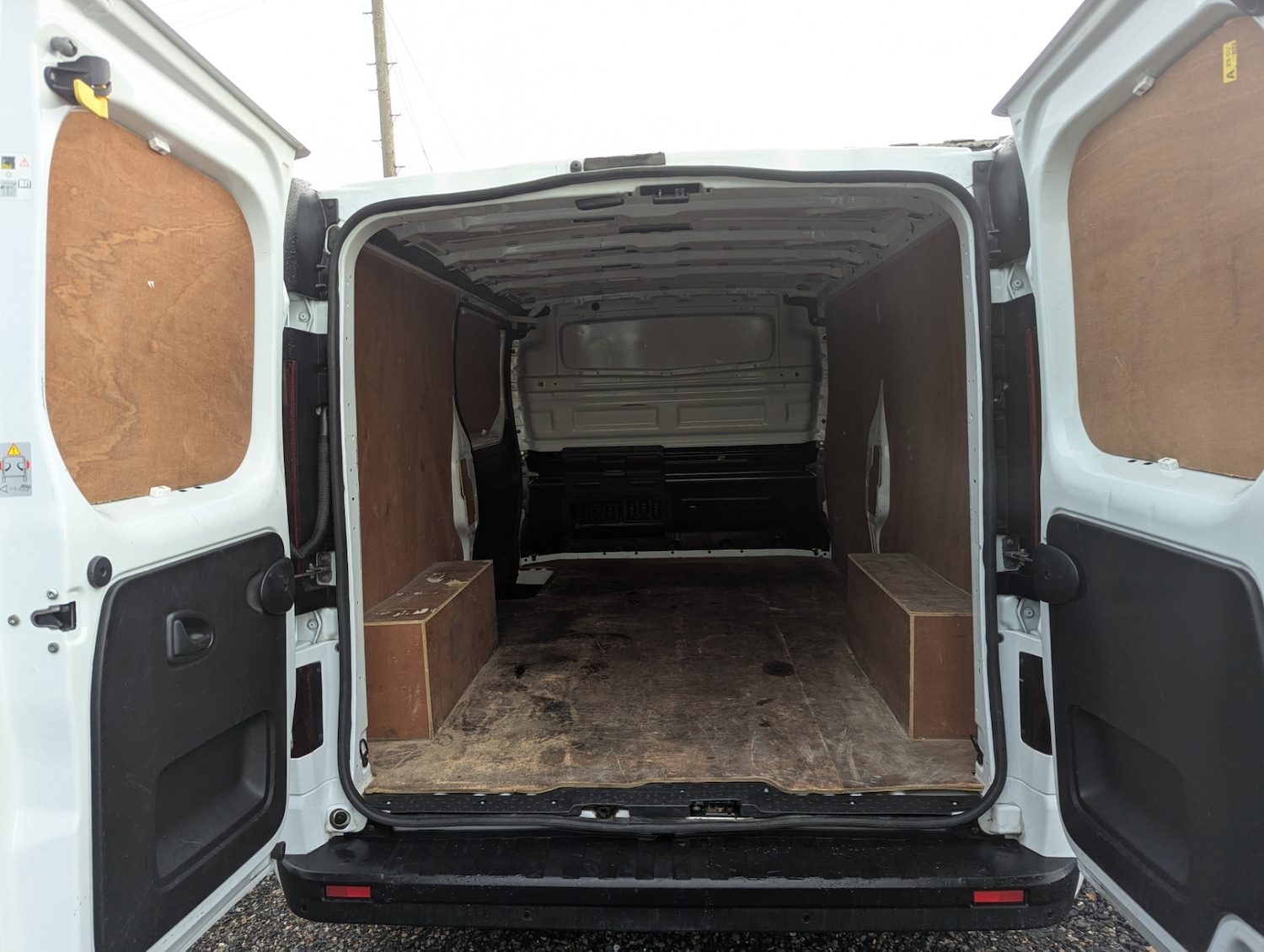 Used Vauxhall Vivaro 2018 for sale - 76490490: Photo 9