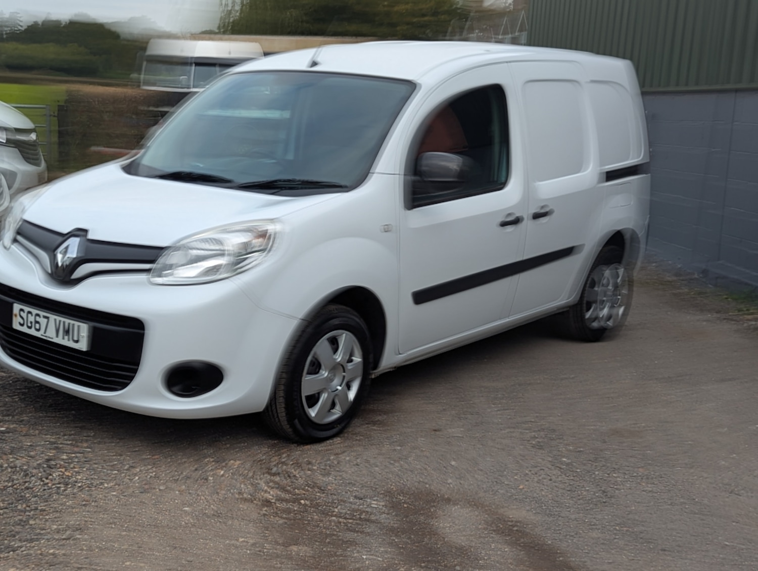Used Renault Kangoo 2017 for sale - 76736353: Photo 12