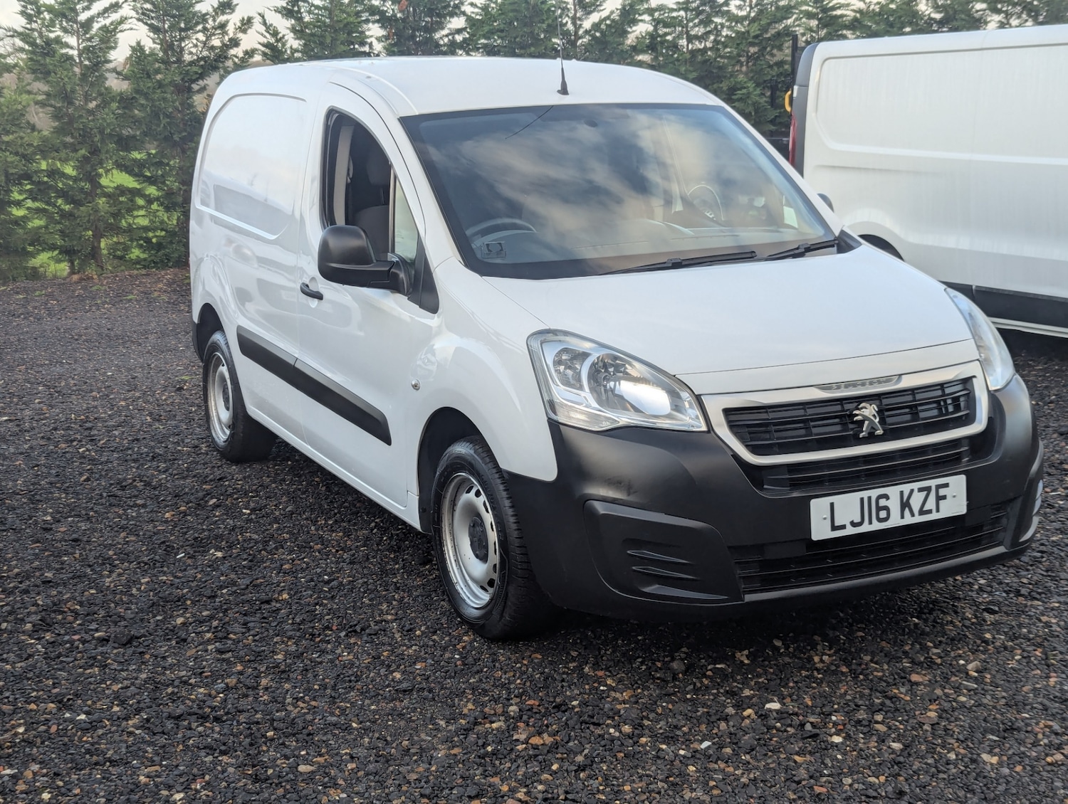 Used Peugeot Partner 2025 for sale - 76892235: Photo 6