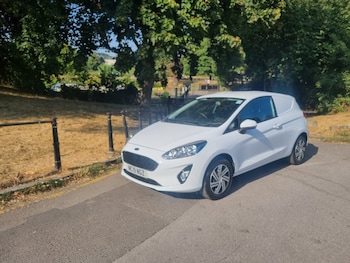 Used Ford Fiesta 2019 for sale - 79511203: Photo