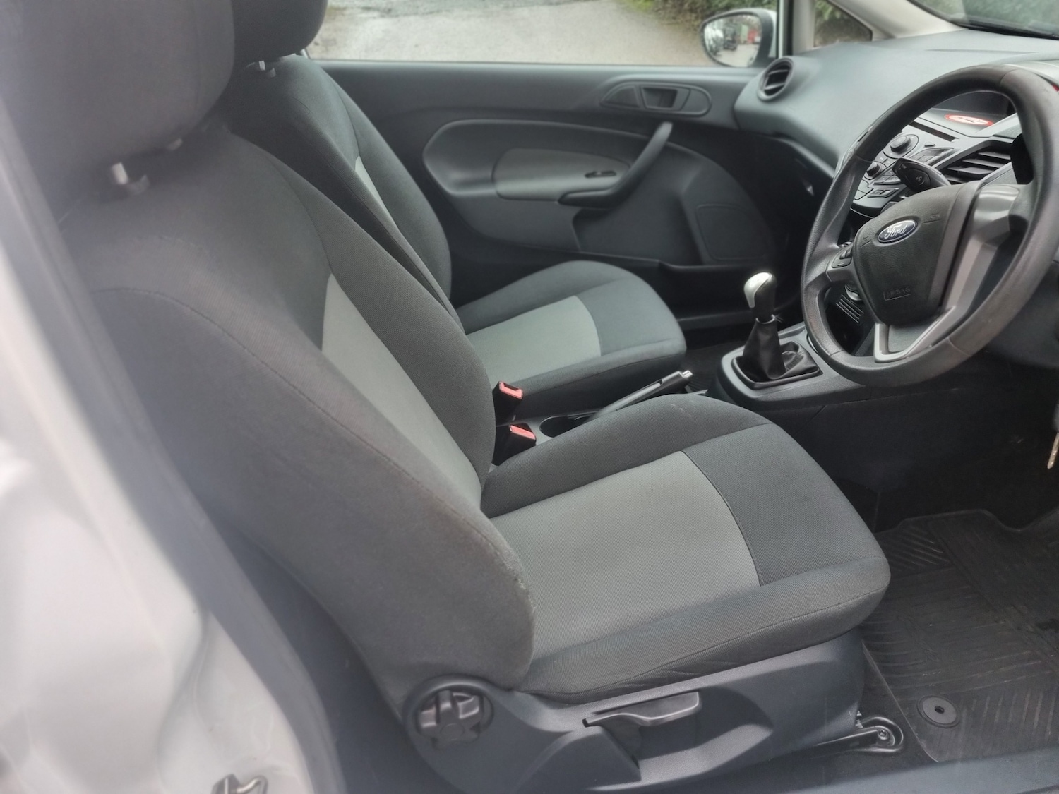 Used Ford Fiesta 2011 for sale - 77541184: Photo 10