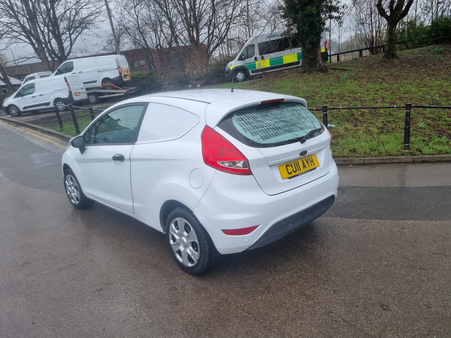 Used Ford Fiesta 2011 for sale - 77541184: Photo 5
