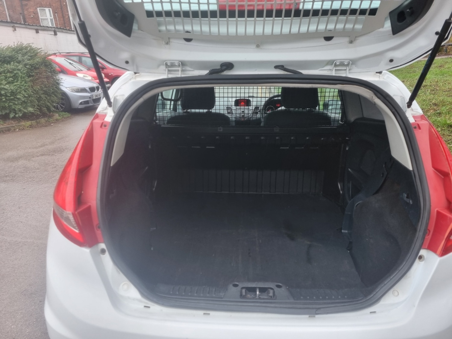 Used Ford Fiesta 2011 for sale - 77541184: Photo 8