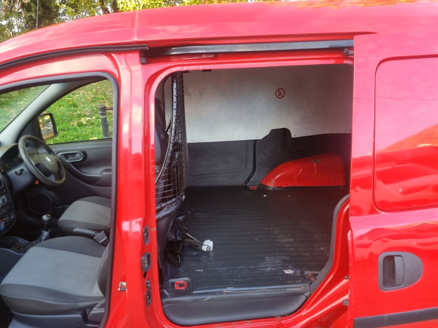 Used Vauxhall Combo 2011 for sale - 76385184: Photo 9