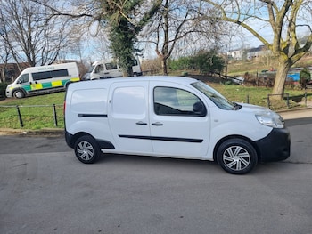 Used Renault Kangoo 2017 for sale - 77651659: Photo