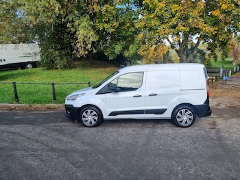 Ford Transit Connect feature image 2