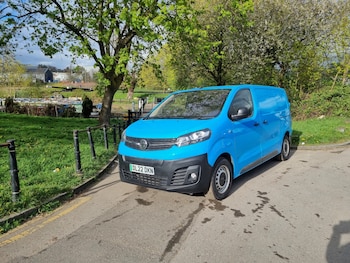 Vauxhall Vivaro feature image