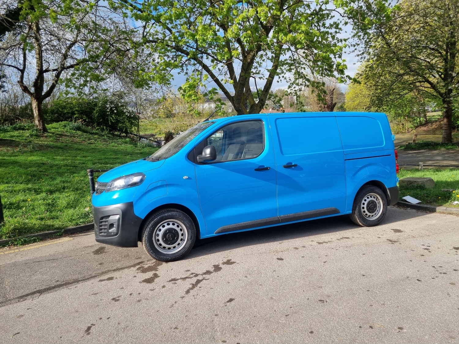 Used Vauxhall Vivaro 2022 for sale - 78187544: Photo 2
