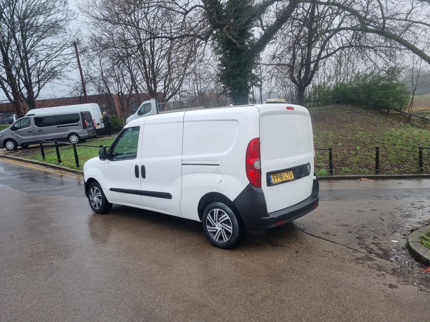Used Vauxhall Combo 2018 for sale - 77385393: Photo 3