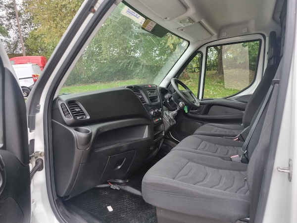 Used Iveco Daily 2015 for sale - 76198376: Photo 10