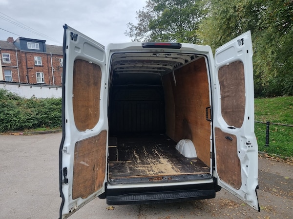 Used Iveco Daily 2015 for sale - 76198376: Photo 11