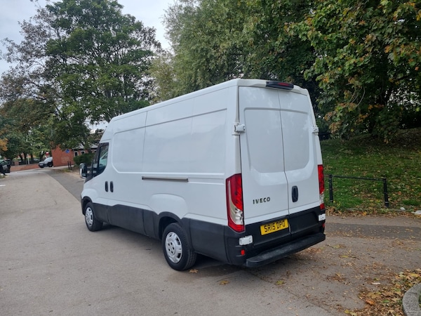 Used Iveco Daily 2015 for sale - 76198376: Photo 4