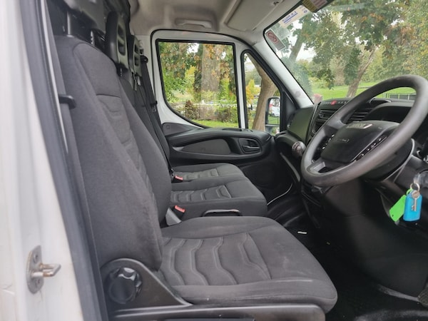 Used Iveco Daily 2015 for sale - 76198376: Photo 8