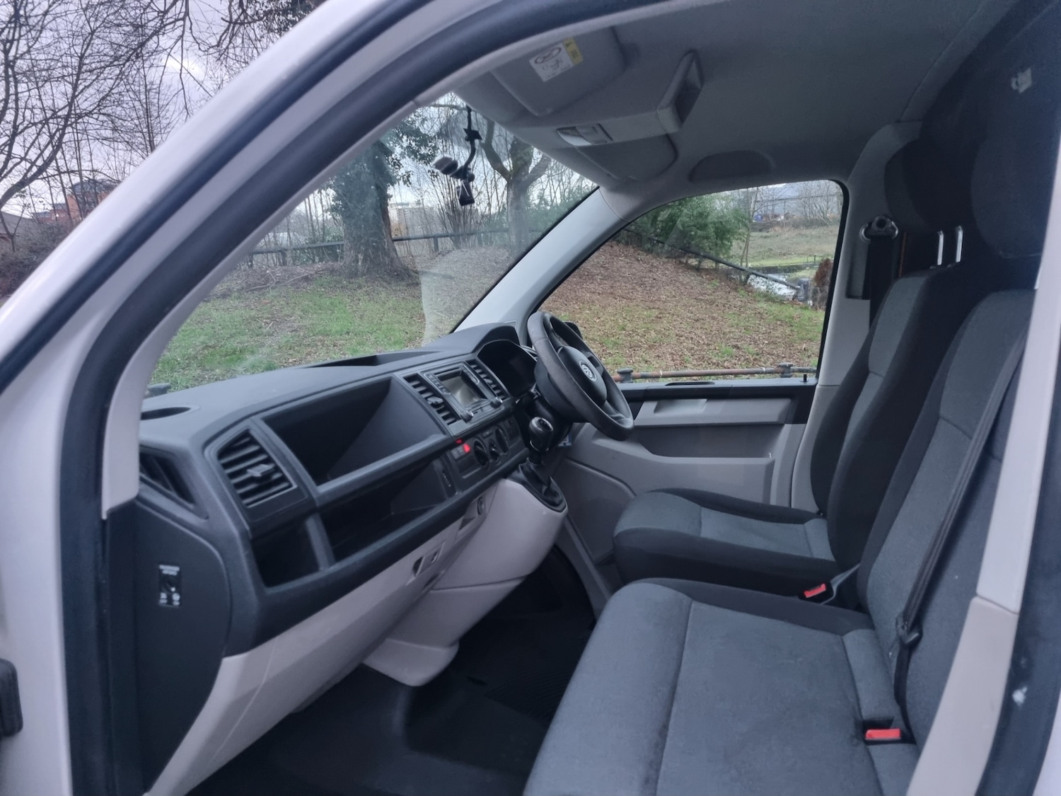 Used Volkswagen Transporter 2018 for sale - 77152871: Photo 8