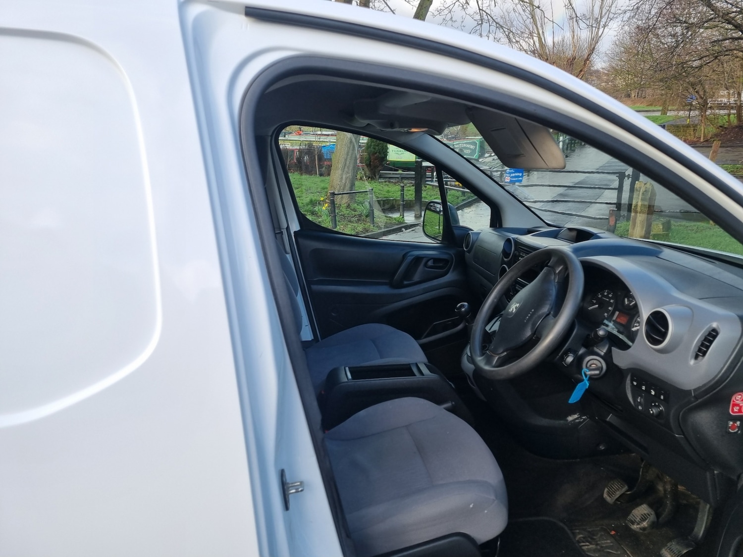 Used Peugeot Partner 2016 for sale - 77880695: Photo 13