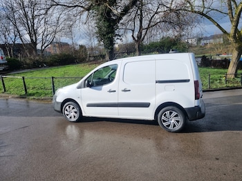 Used Peugeot Partner 2016 for sale - 77880695: Photo