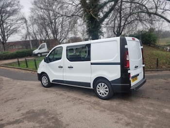 Used Renault Trafic 2019 for sale - 77037049: Photo