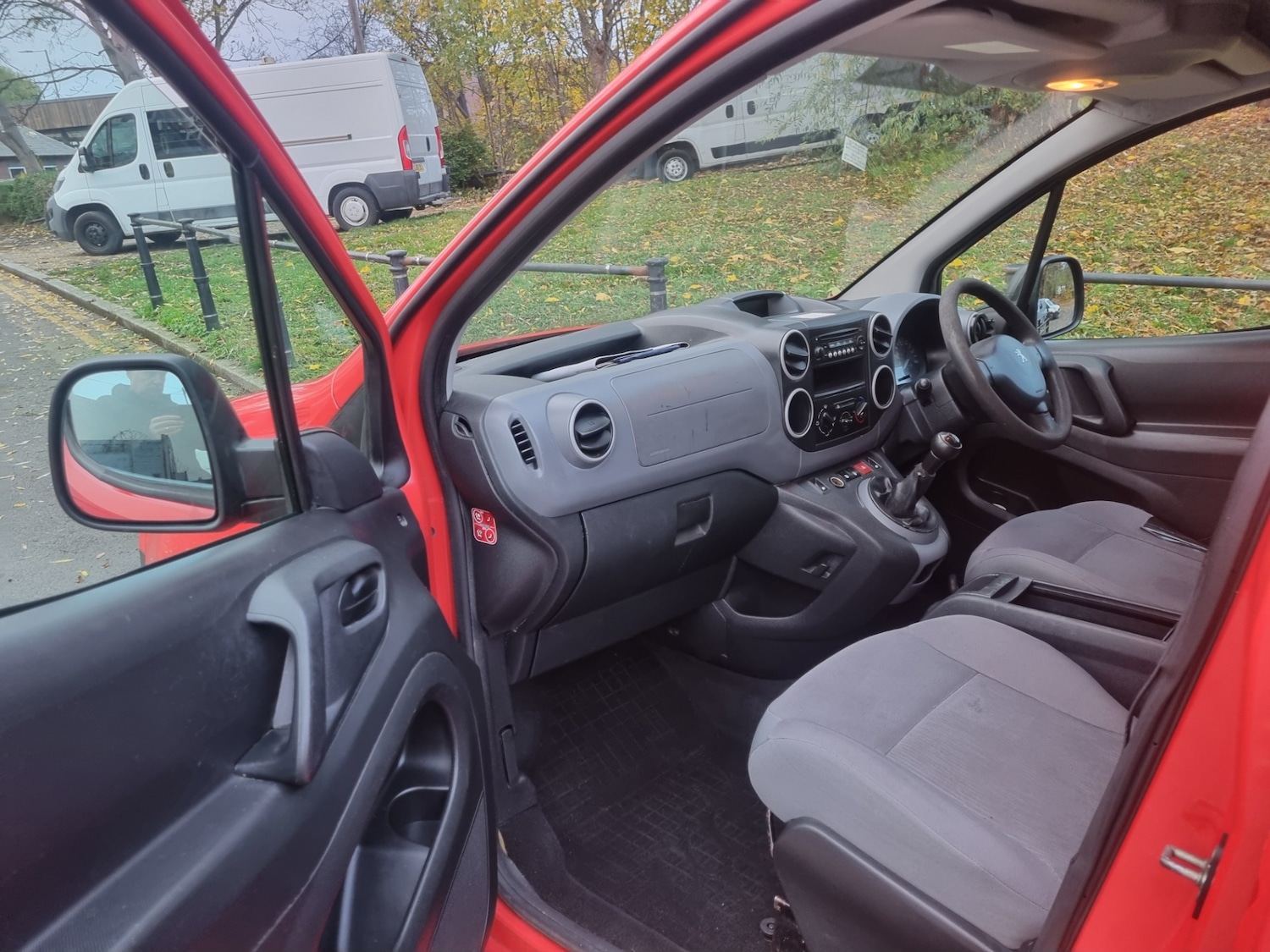 Used Peugeot Partner 2012 for sale - 76570733: Photo 7