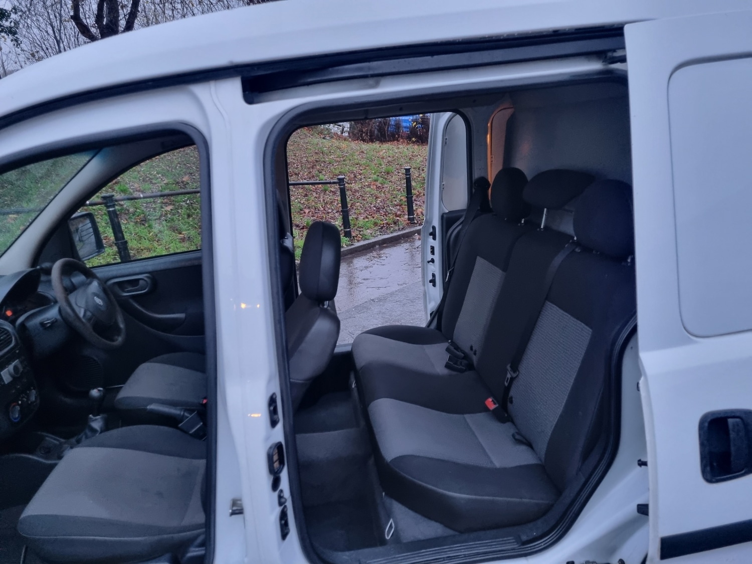 Used Vauxhall Combo 2011 for sale - 76821226: Photo 10