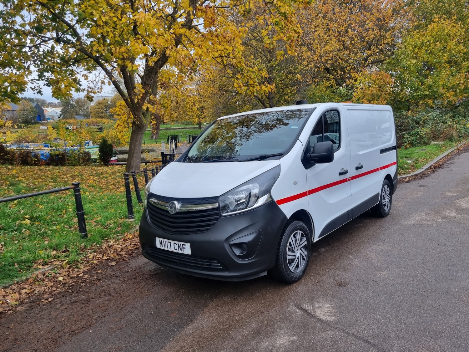 Used Vauxhall Vivaro 2017 for sale - 76470883: Photo 1