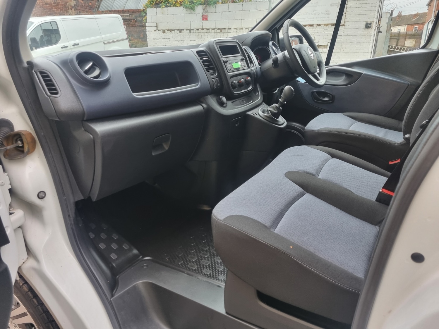 Used Vauxhall Vivaro 2017 for sale - 76470883: Photo 16