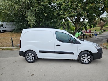 Used Citroen Berlingo 2019 for sale - 75899633: Photo