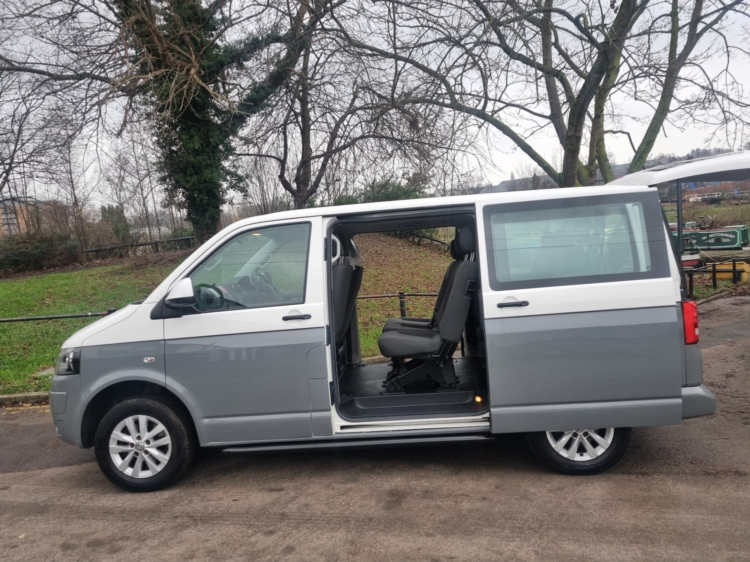 Used Volkswagen Transporter Shuttle 2014 for sale - 77036940: Photo 14