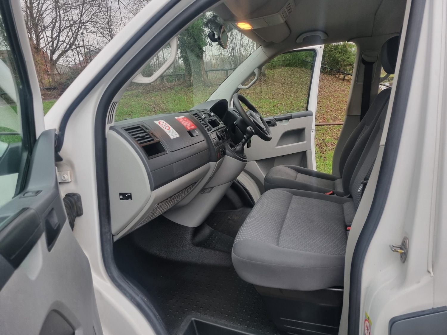 Used Volkswagen Transporter Shuttle 2014 for sale - 77036940: Photo 15