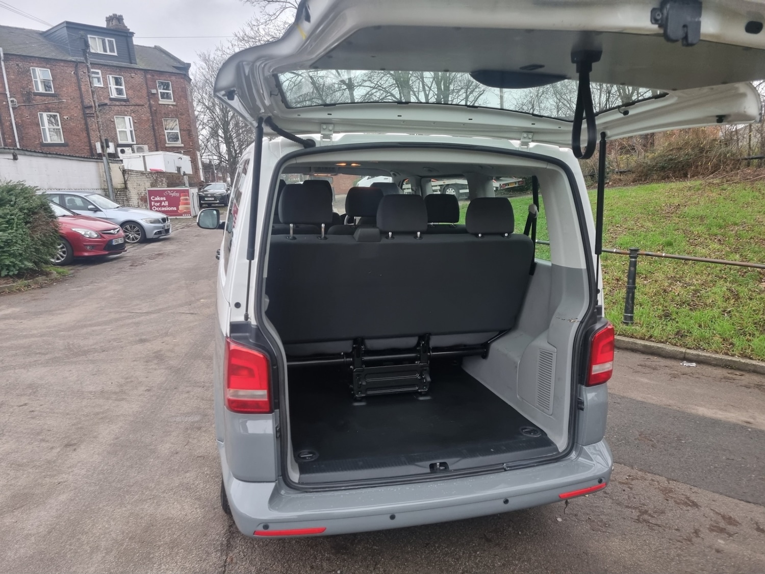 Used Volkswagen Transporter Shuttle 2014 for sale - 77036940: Photo 9