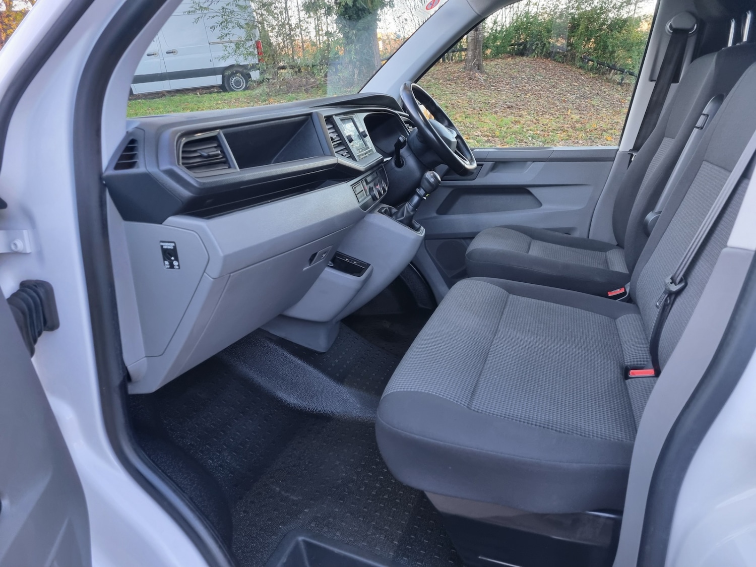 Used Volkswagen Transporter 2021 for sale - 76627330: Photo 6