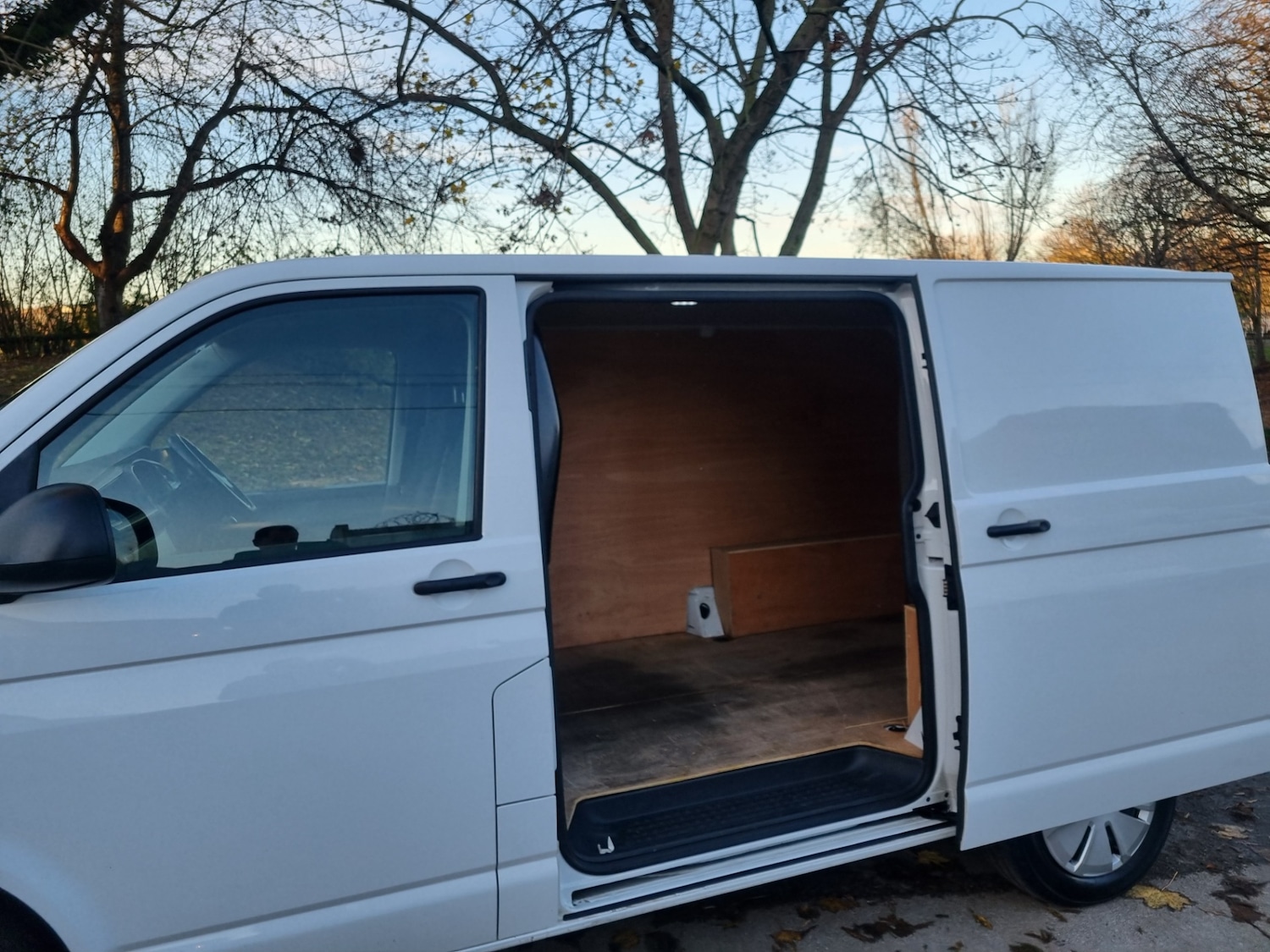 Used Volkswagen Transporter 2021 for sale - 76627330: Photo 9