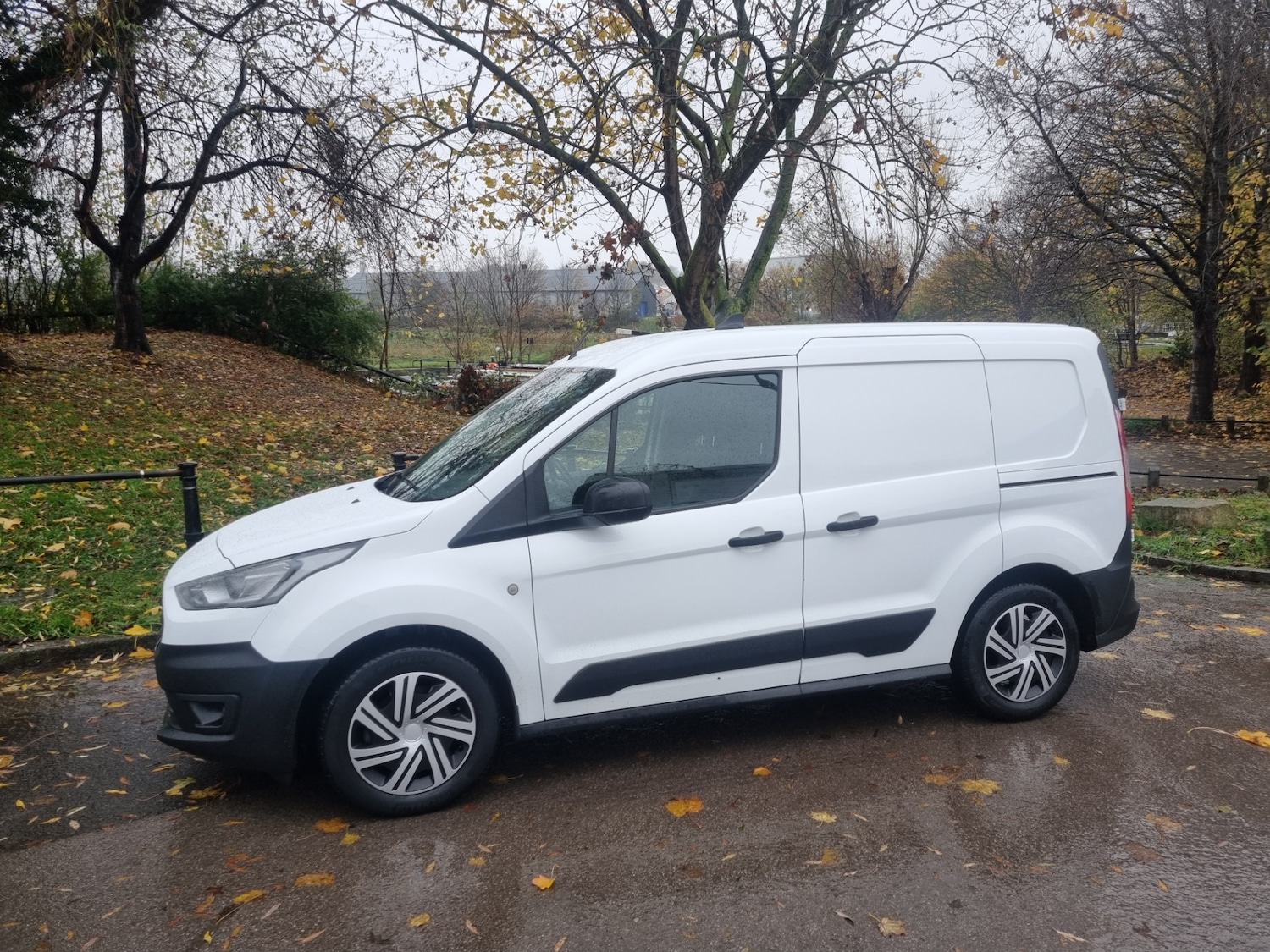 Used Ford Transit Connect 2020 for sale - 76582993: Photo 2