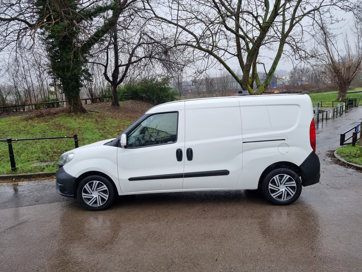 Used Fiat Doblo 2015 for sale - 77277098: Photo 3