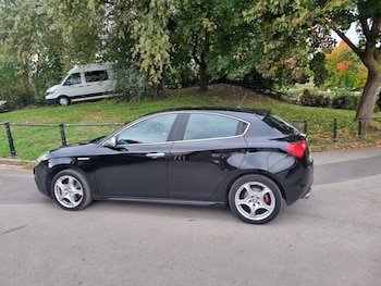 Used Alfa Romeo Giulietta 2011 for sale - 76119858: Photo 3