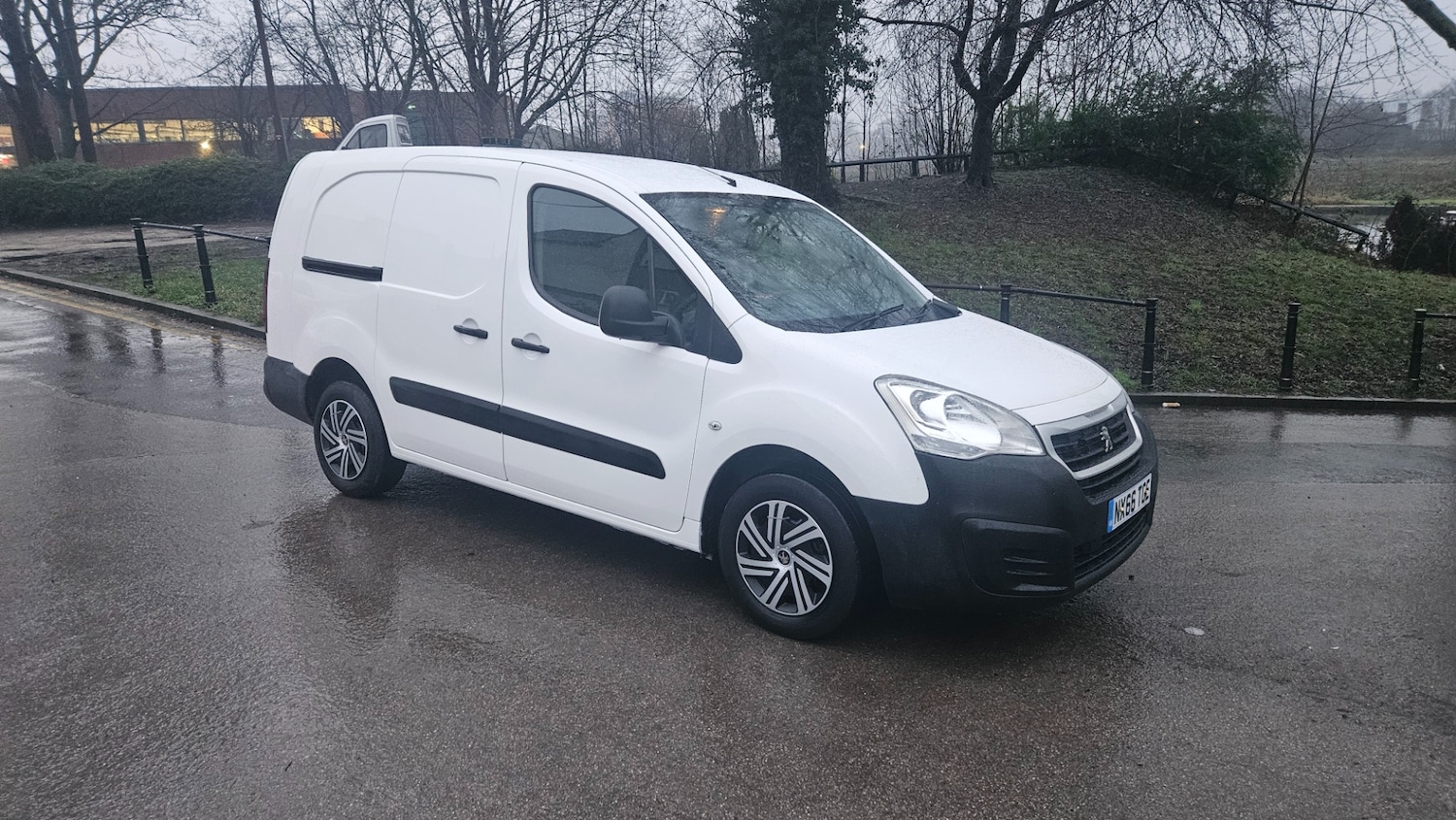 Used Peugeot Partner 2016 for sale - 77476827: Photo 11