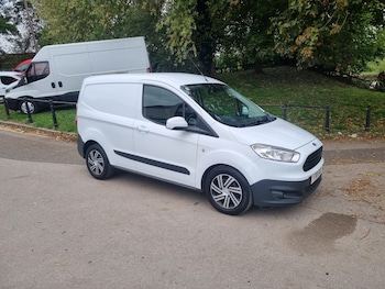 Used Ford Transit Courier 2018 for sale - 76198101: Photo
