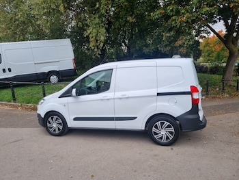 Used Ford Transit Courier 2018 for sale - 76198101: Photo