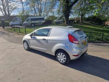 Used Ford Fiesta 2016 for sale - 74405438: Photo
