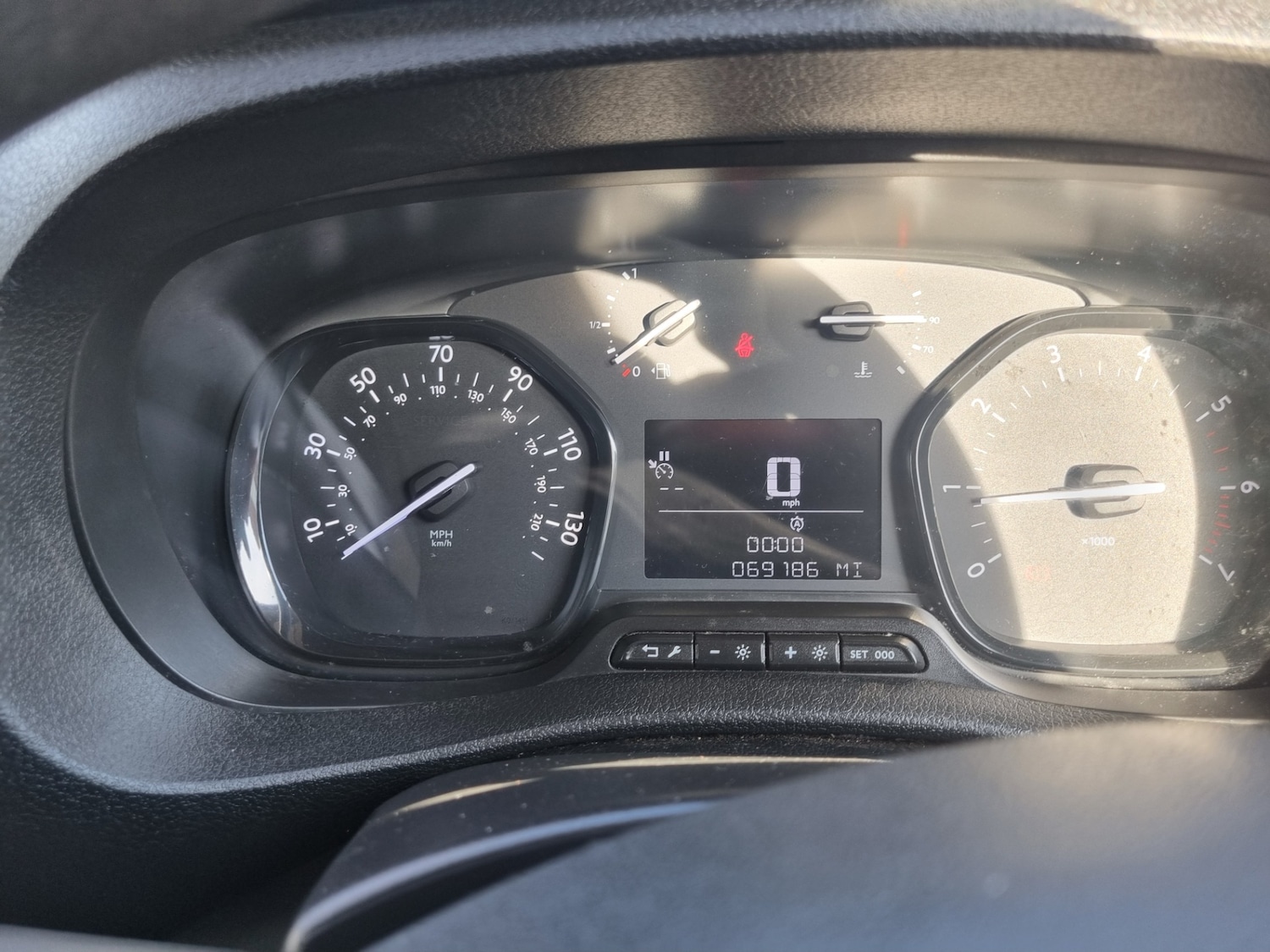 Used Peugeot Expert 2017 for sale - 77937608: Photo 7