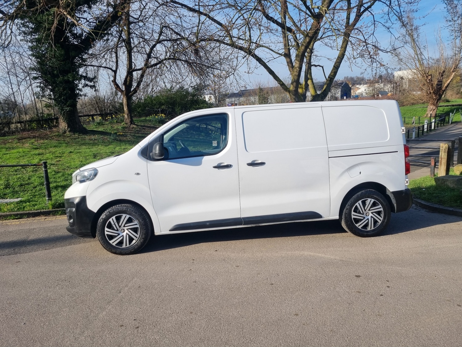 Used Peugeot Expert 2017 for sale - 77937608: Photo 9