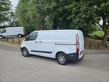 Used Ford Transit Custom 2015 for sale - 75558999: Photo