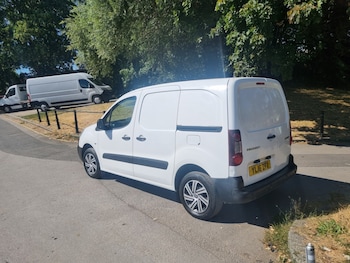 Used Peugeot Partner 2016 for sale - 79469550: Photo