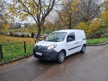 Used Renault Kangoo 2019 for sale - 76542958: Photo