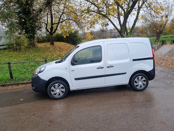 Used Renault Kangoo 2019 for sale - 76542958: Photo