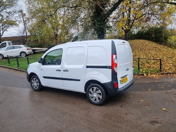 Used Renault Kangoo 2019 for sale - 76542958: Photo